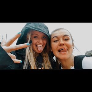 Meet your Posher, Bella